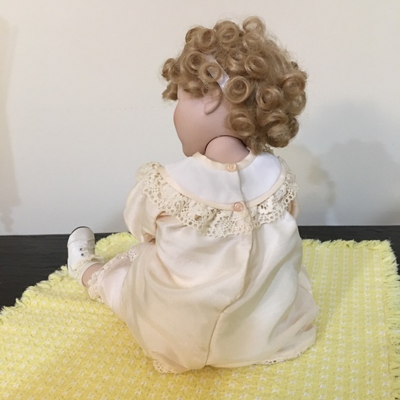 COPY - Doll - Picture 4 of 4